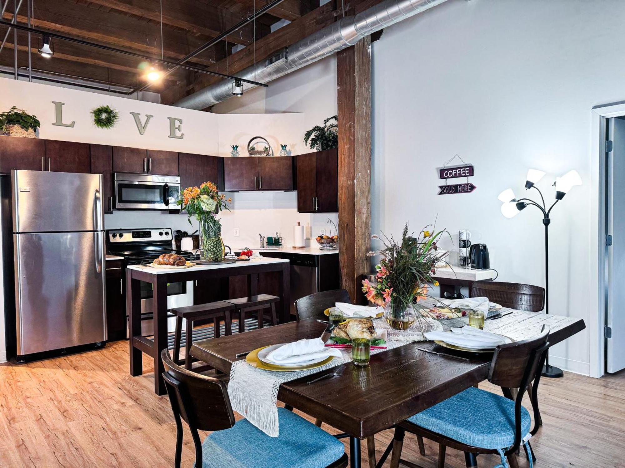Luxery Stay Chicago - Themed Units! Close To Downtown, Mccormick Place & Wintrust Arena Ngoại thất bức ảnh