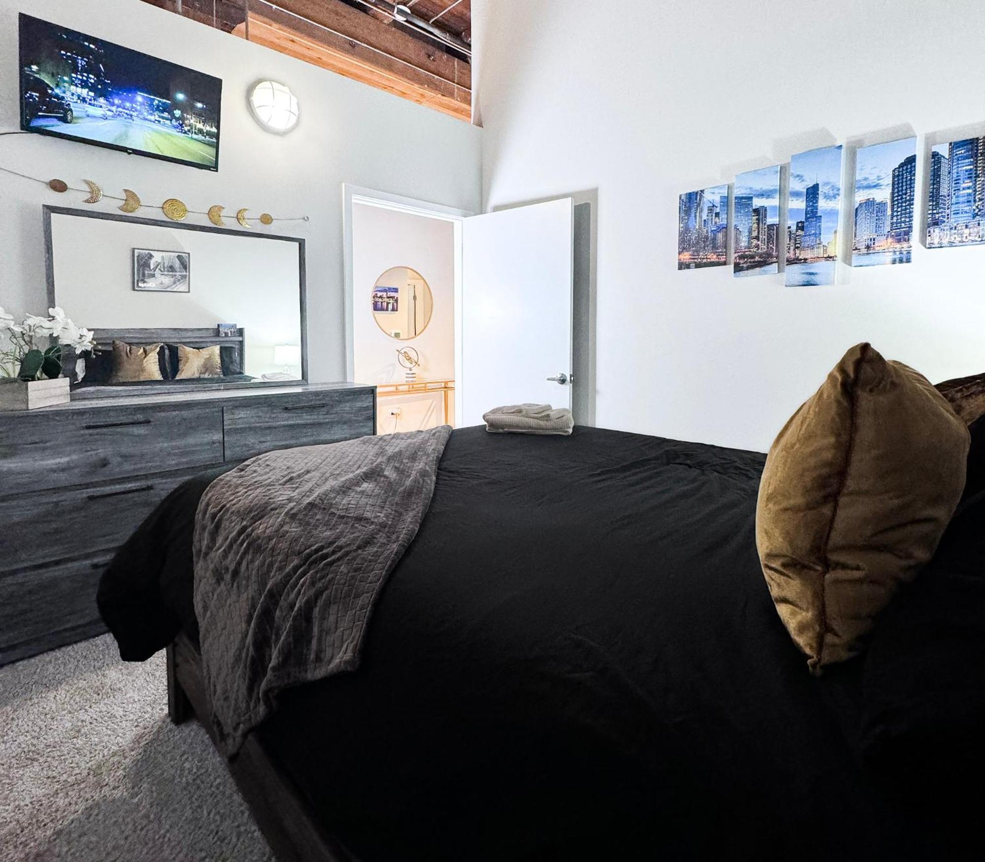 Luxery Stay Chicago - Themed Units! Close To Downtown, Mccormick Place & Wintrust Arena Ngoại thất bức ảnh