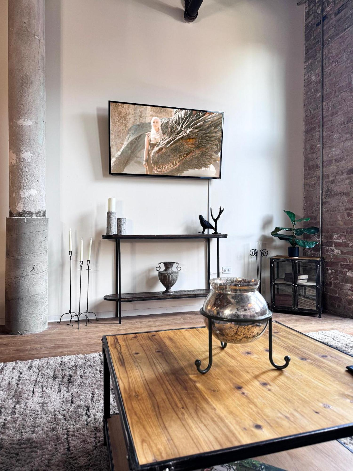Luxery Stay Chicago - Themed Units! Close To Downtown, Mccormick Place & Wintrust Arena Ngoại thất bức ảnh